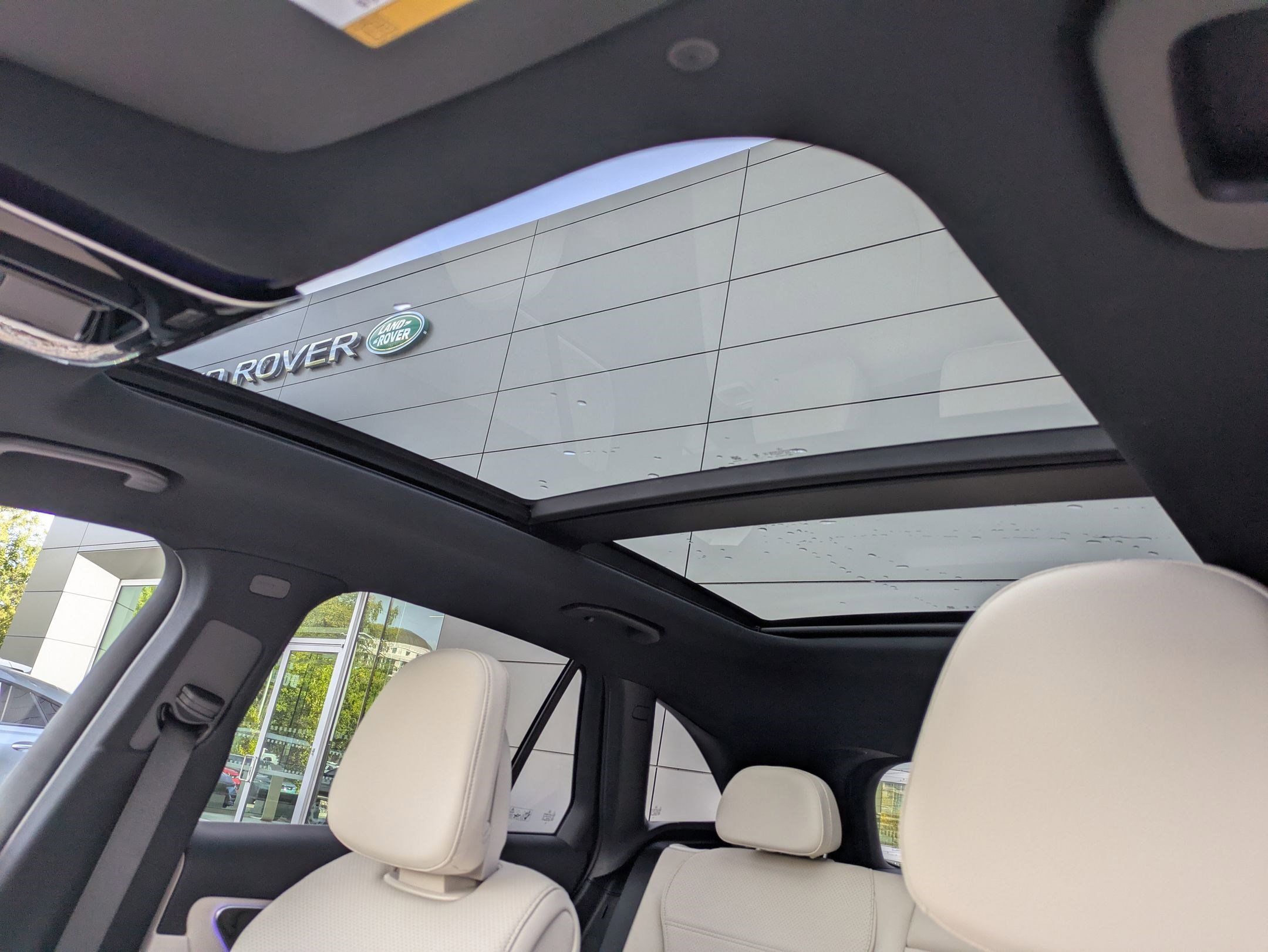 New 2026 MANUFAKTUR Alpine Grey Mercedes-Benz GLC 300 image 29