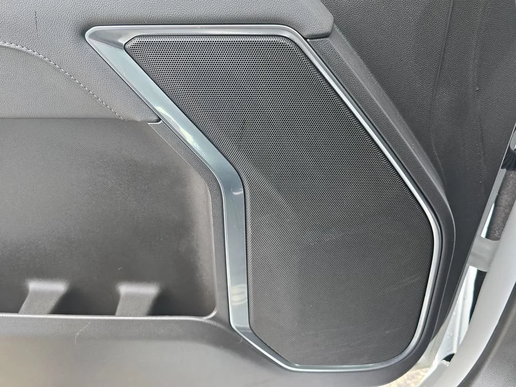 Used 2023 Summit White Chevrolet LT image 25