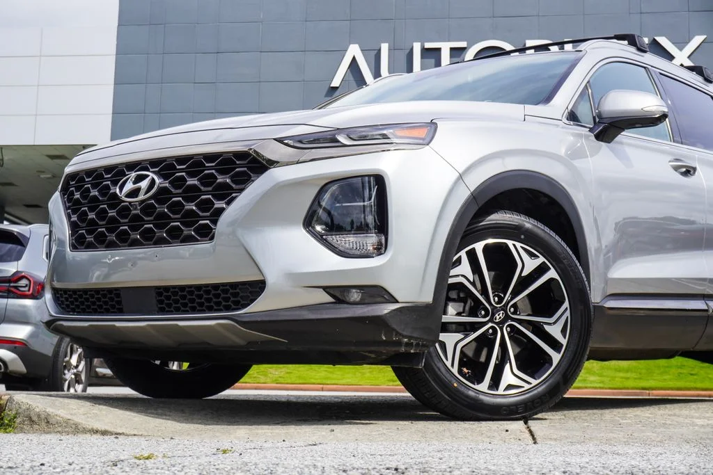 Used 2020 Silver Hyundai Limited image 2