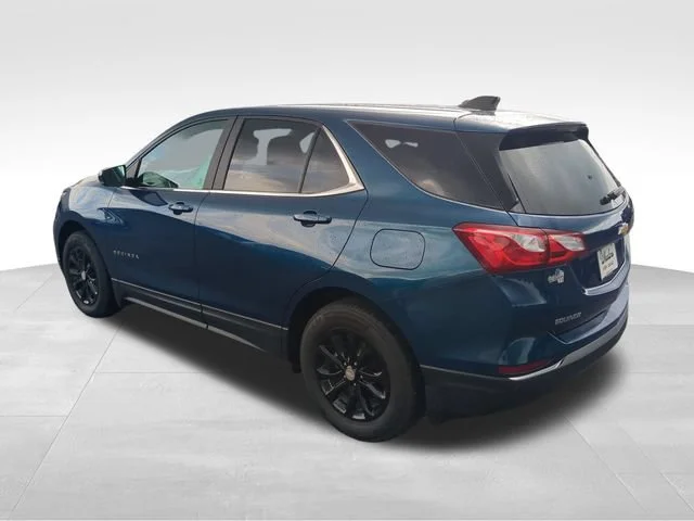 Used 2021 PACIFIC BLUE METALLIC Chevrolet LT image 3