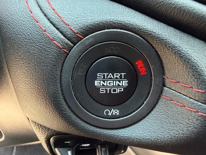 Used 2025 DB Black Clearcoat Dodge R/T Premium image 18