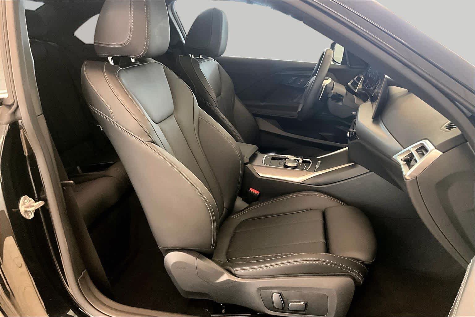 Used 2025 Black Sapphire Metallic BMW 230i image 8
