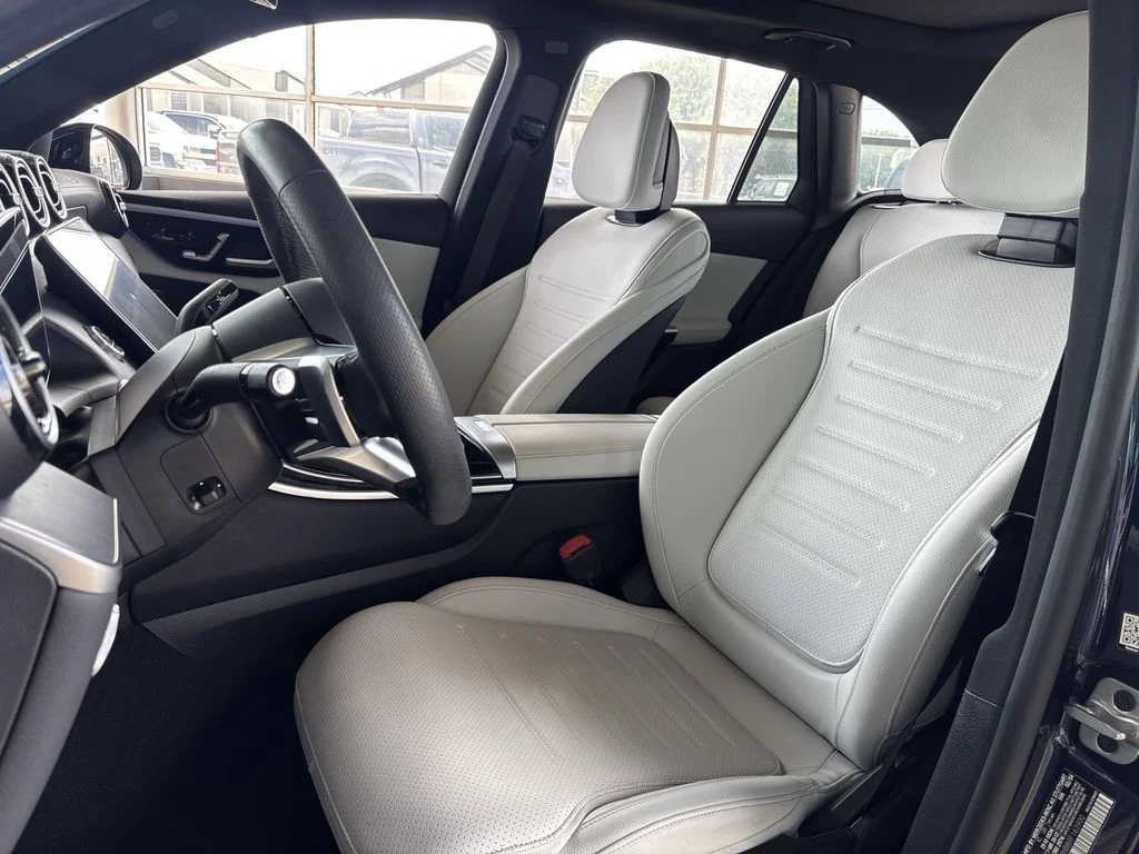Used 2024 Blue Mercedes-Benz GLC 300 image 25