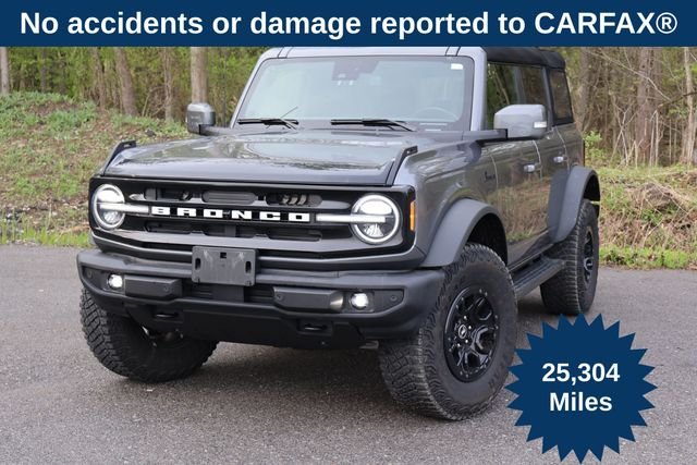 2023 Ford Bronco Outer Banks 4x4's photo