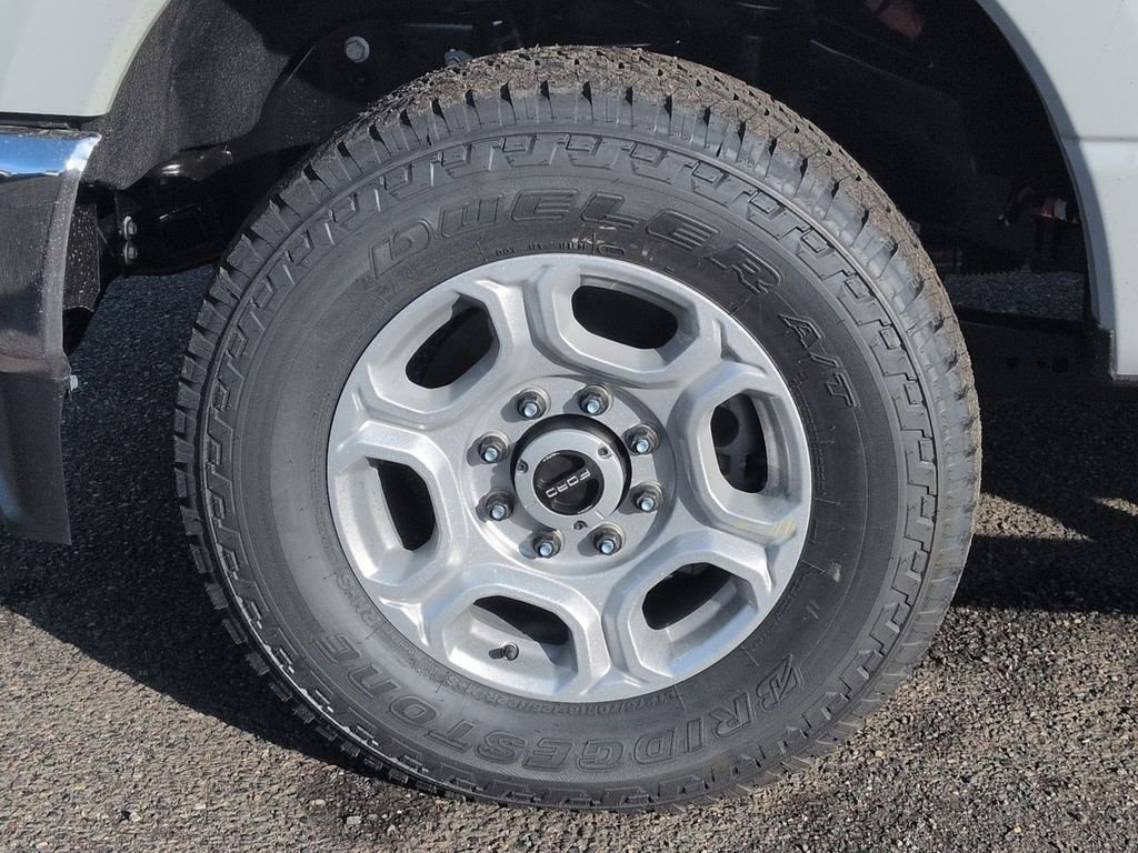 New 2026 Avalanche Ford F-250® XLT image 65