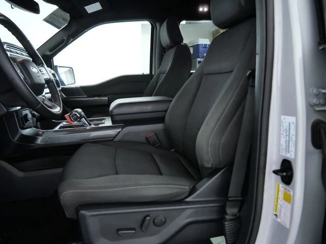 Used 2023 White Ford XLT image 19