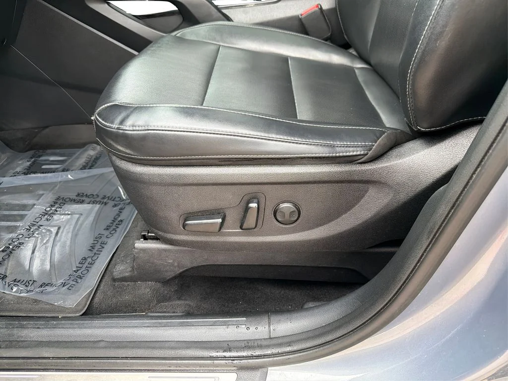 Used 2021 Everlasting Silver Kia S image 19