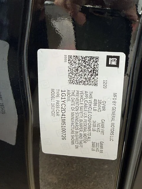 Used 2021 Black Chevrolet Stingray image 28