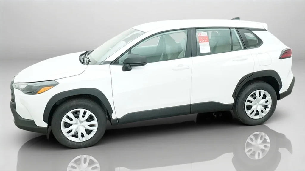 New 2026 Wind Chill Pearl Toyota L image 3