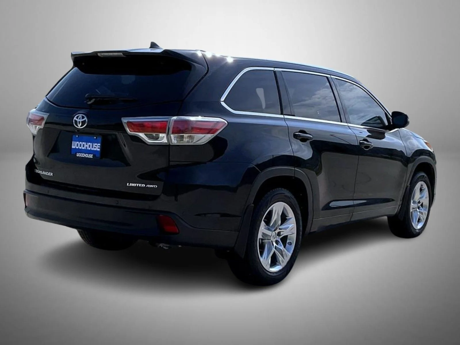 Used 2014 Black Toyota Limited Platinum V6 image 5