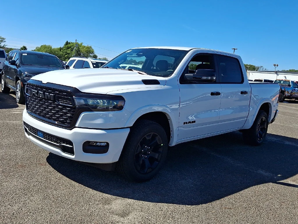 New 2027 Bright White Clear-Coat Exterior Paint RAM Big Horn image 4