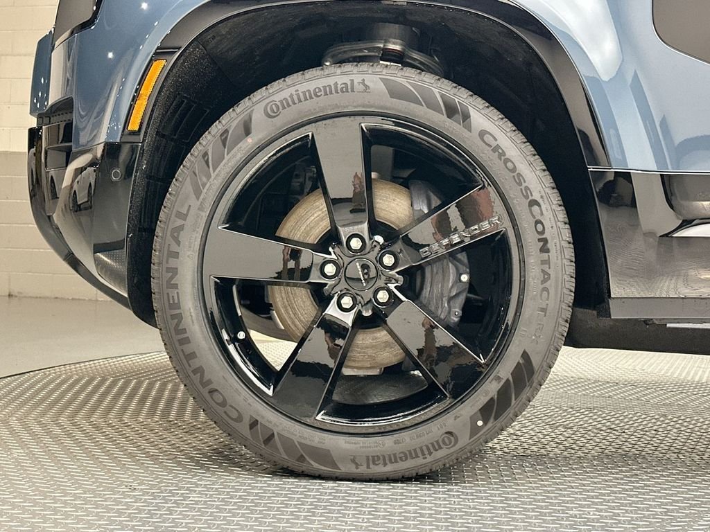 New 2026 Tasman Blue Land Rover X-Dynamic SE image 5