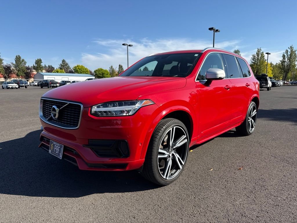 Used 2018 Passion Red Volvo T8 R-Design image 3
