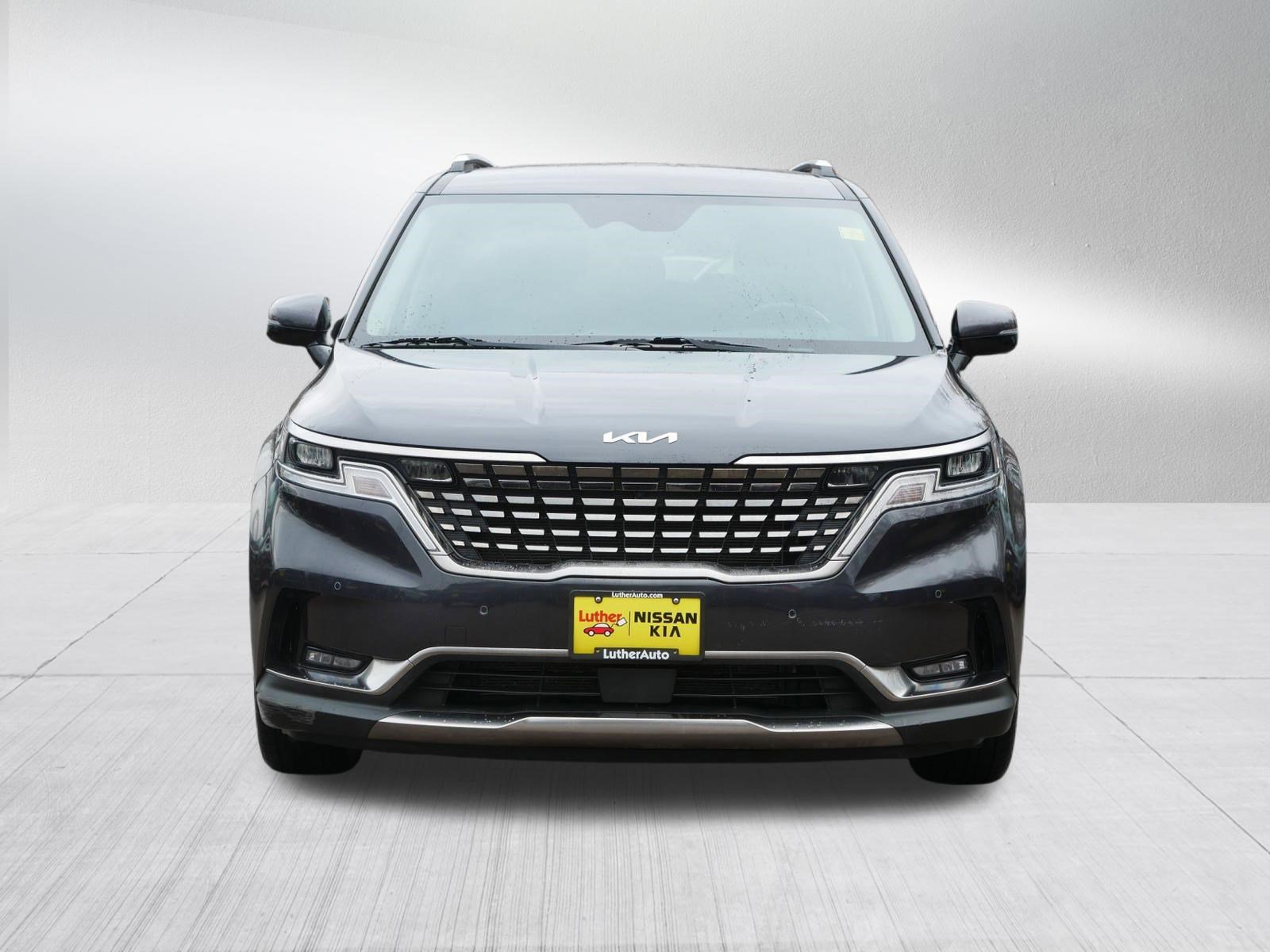 Used 2024 Kia Carnival SX with VIN KNDNE5H34R6337736 for sale in Inver Grove, Minnesota