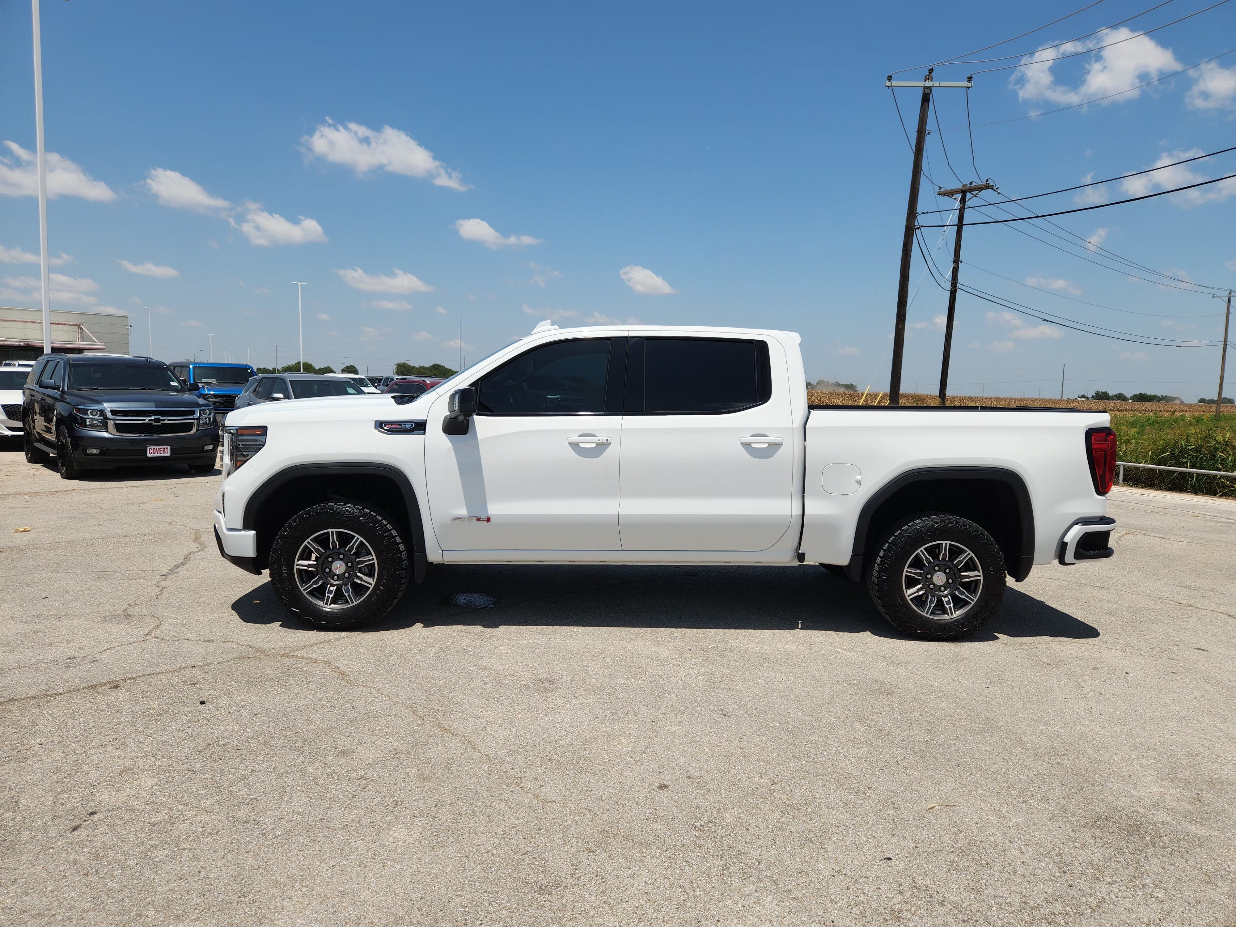 Used 2025 Summit White GMC AT4 image 4
