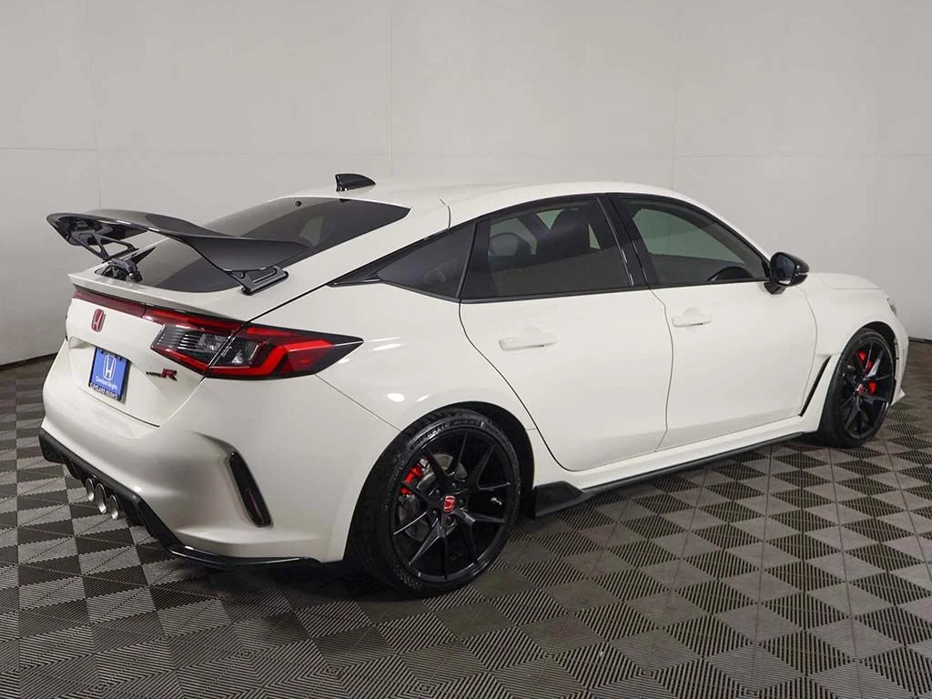 2026 Honda Civic Hatchback Type-R - Photo 10