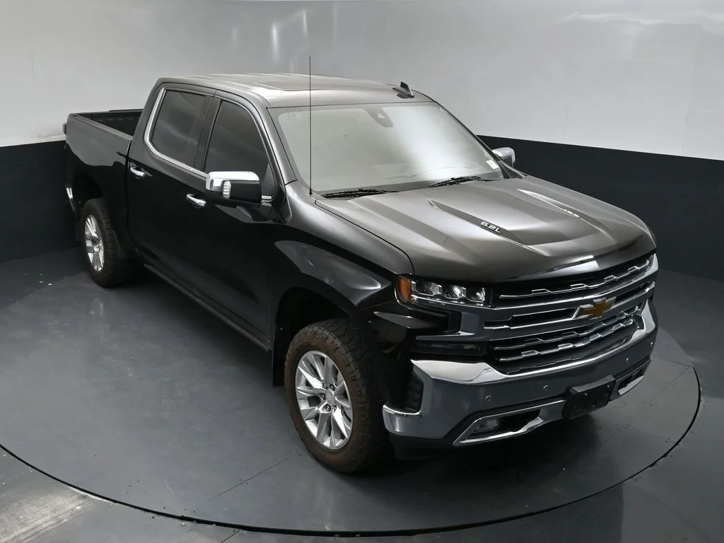 Used 2021 Black Chevrolet LTZ image 14
