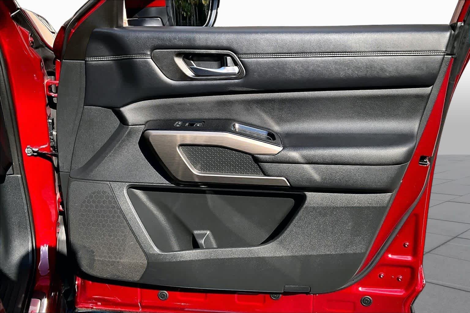 2023 Nissan Pathfinder Platinum - Photo 46