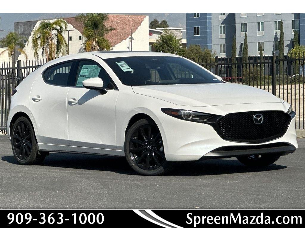 2026 Mazda CX-3 Premium MT 5-Door SKYACTIV's photo
