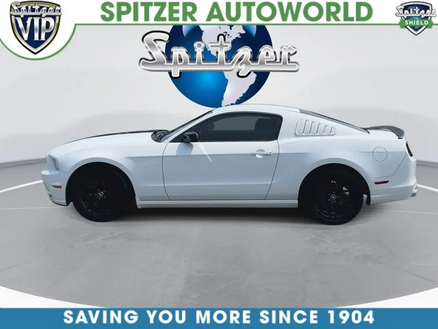 Used 2014 White Ford V6 image 6