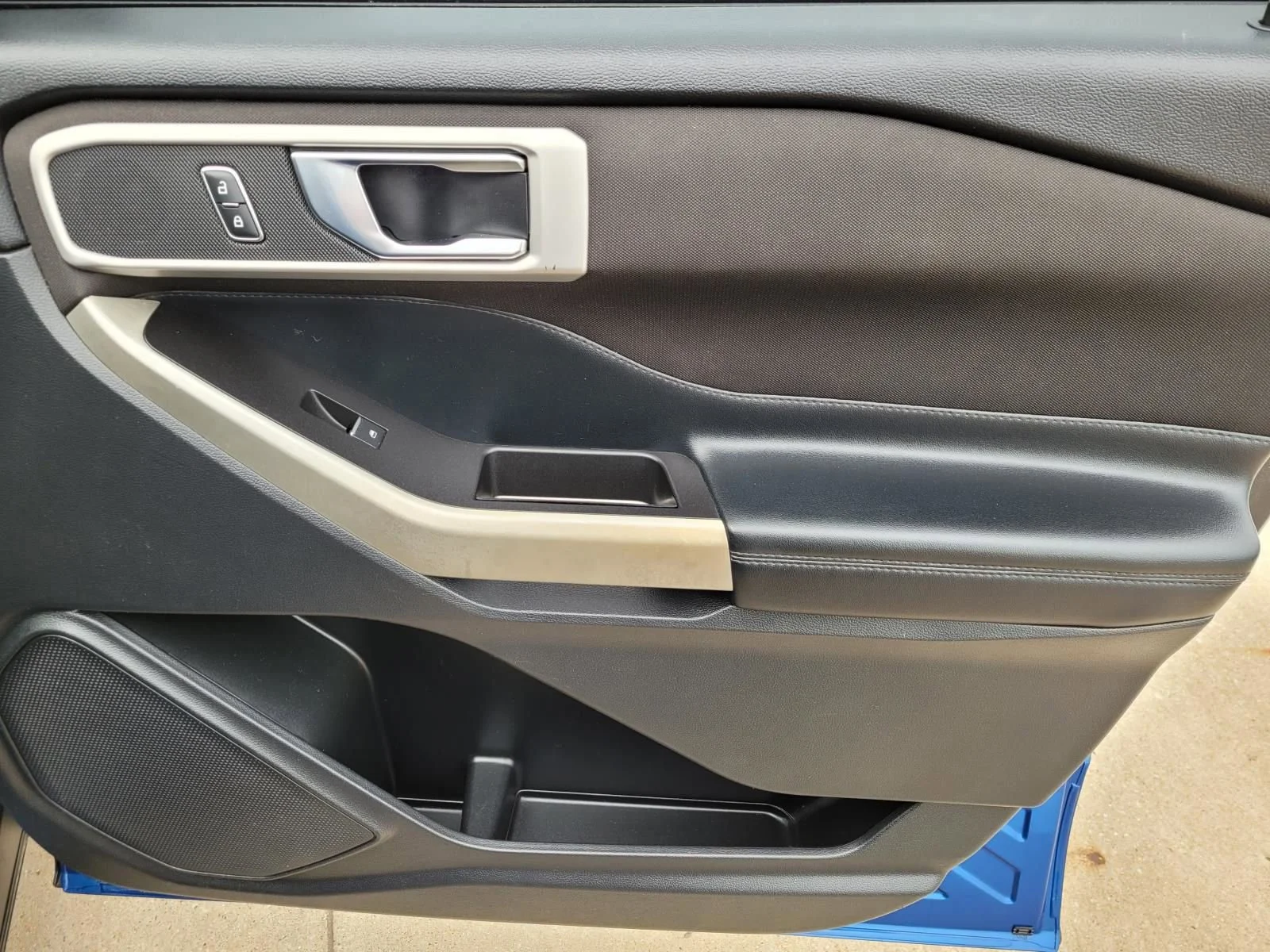 Used 2020 Blue Ford XLT image 7