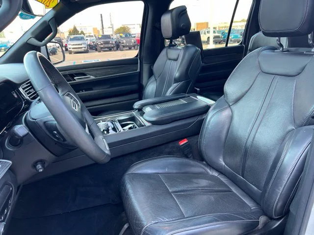 Used 2022 White Jeep Series II image 10