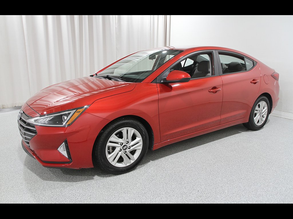 Used 2019 Scarlet Red Hyundai SEL image 3