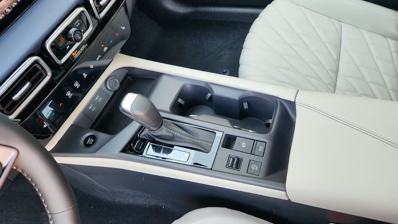 2026 Nissan Sentra SL - Photo 21
