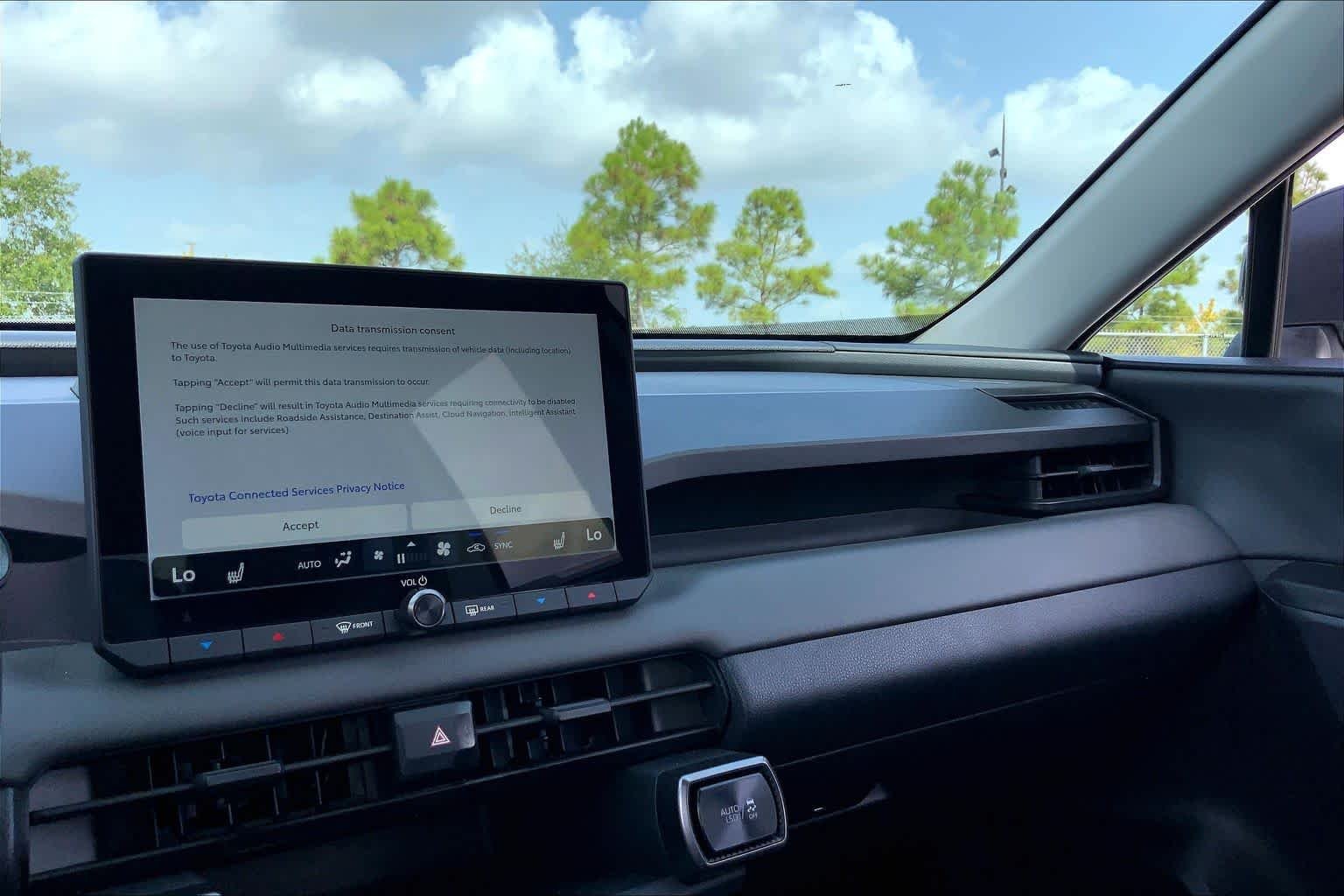 Certified Used 2026 Ice Cap Toyota XLE Premium image 35