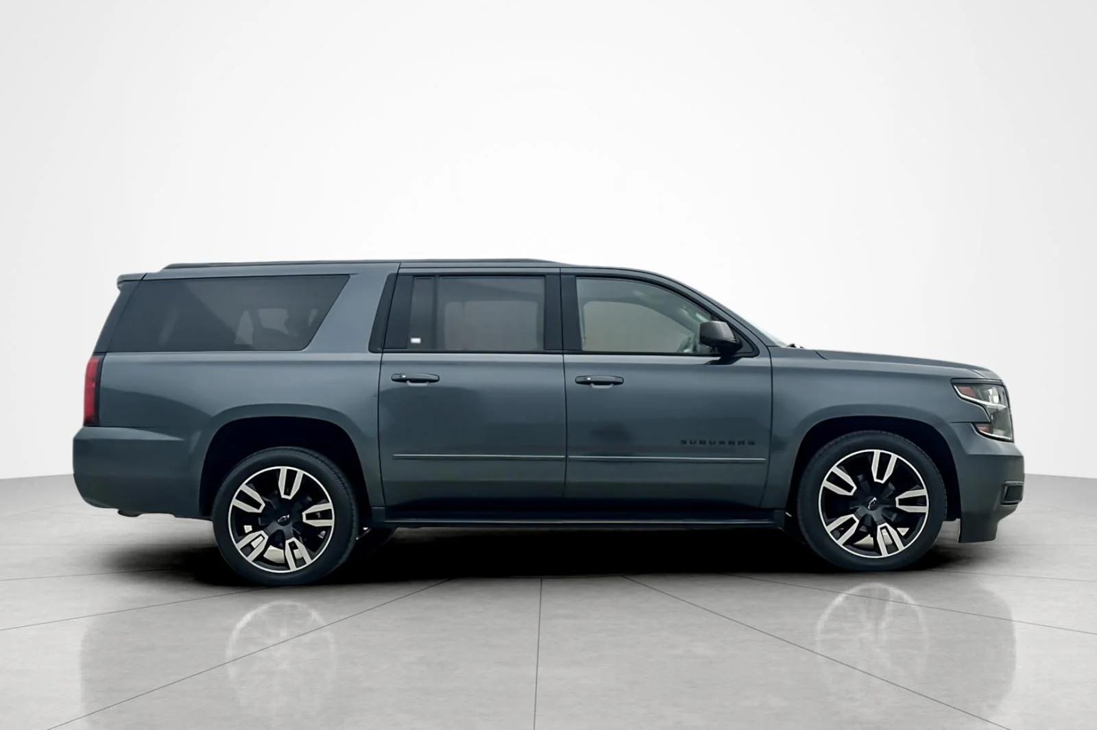 Used 2020 GRAY METALLIC Chevrolet Premier image 6