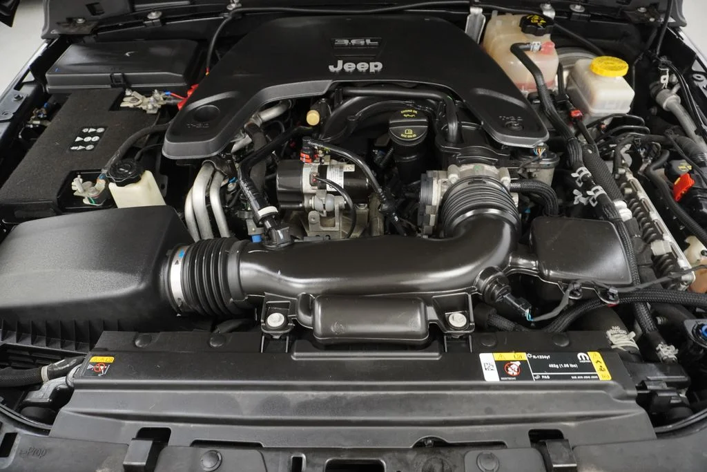 Used 2021 Black Jeep Unlimited Sport S image 52