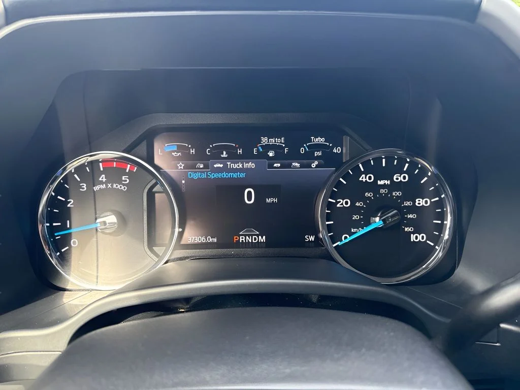 Used 2021 White Ford Lariat image 17