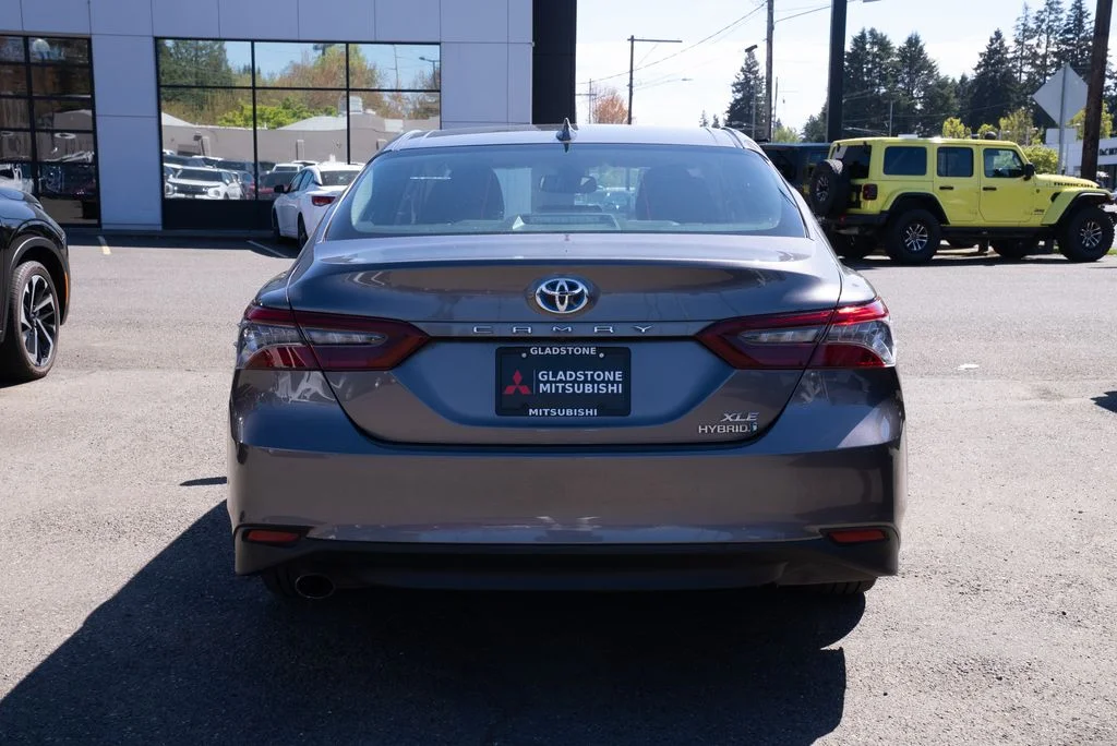 Used 2023 Gray Toyota XLE image 5