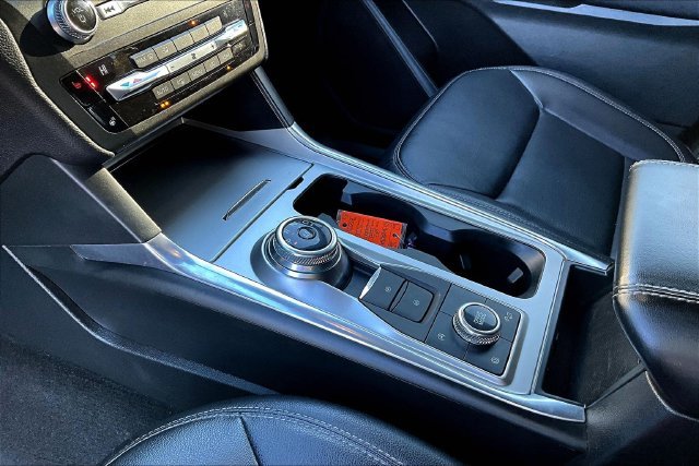 Used 2020 Silver Ford XLT image 17