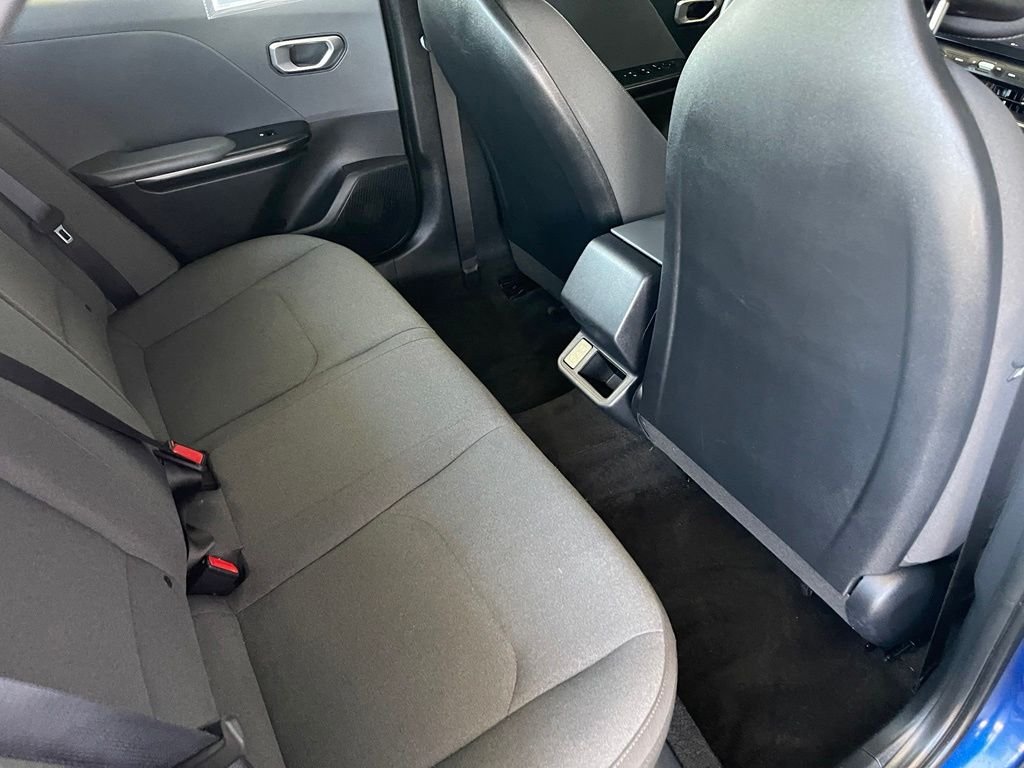 Used 2025 Blue Kia LXS image 15