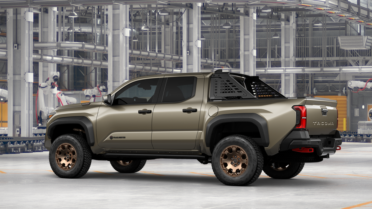 New 2026 Bronze Oxide Toyota Trailhunter image 5