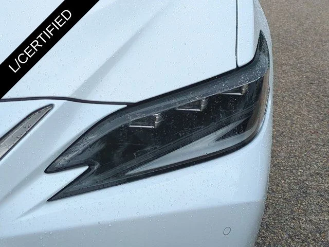 Certified Used 2025 White Lexus 350 image 10