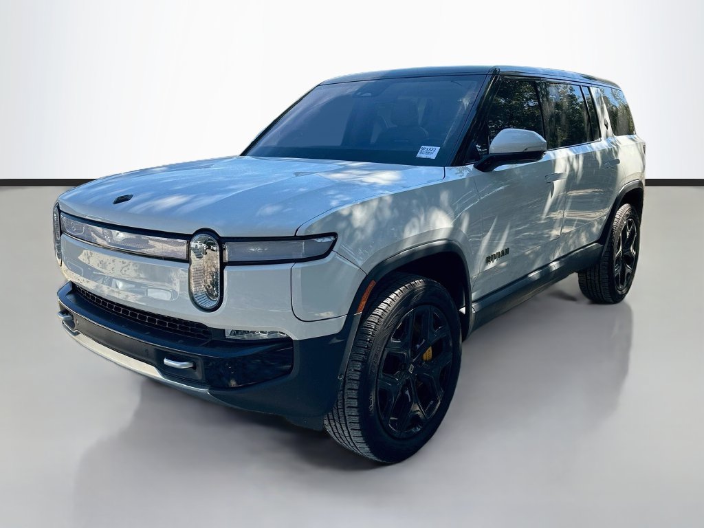 2024 Rivian R1S Adventure