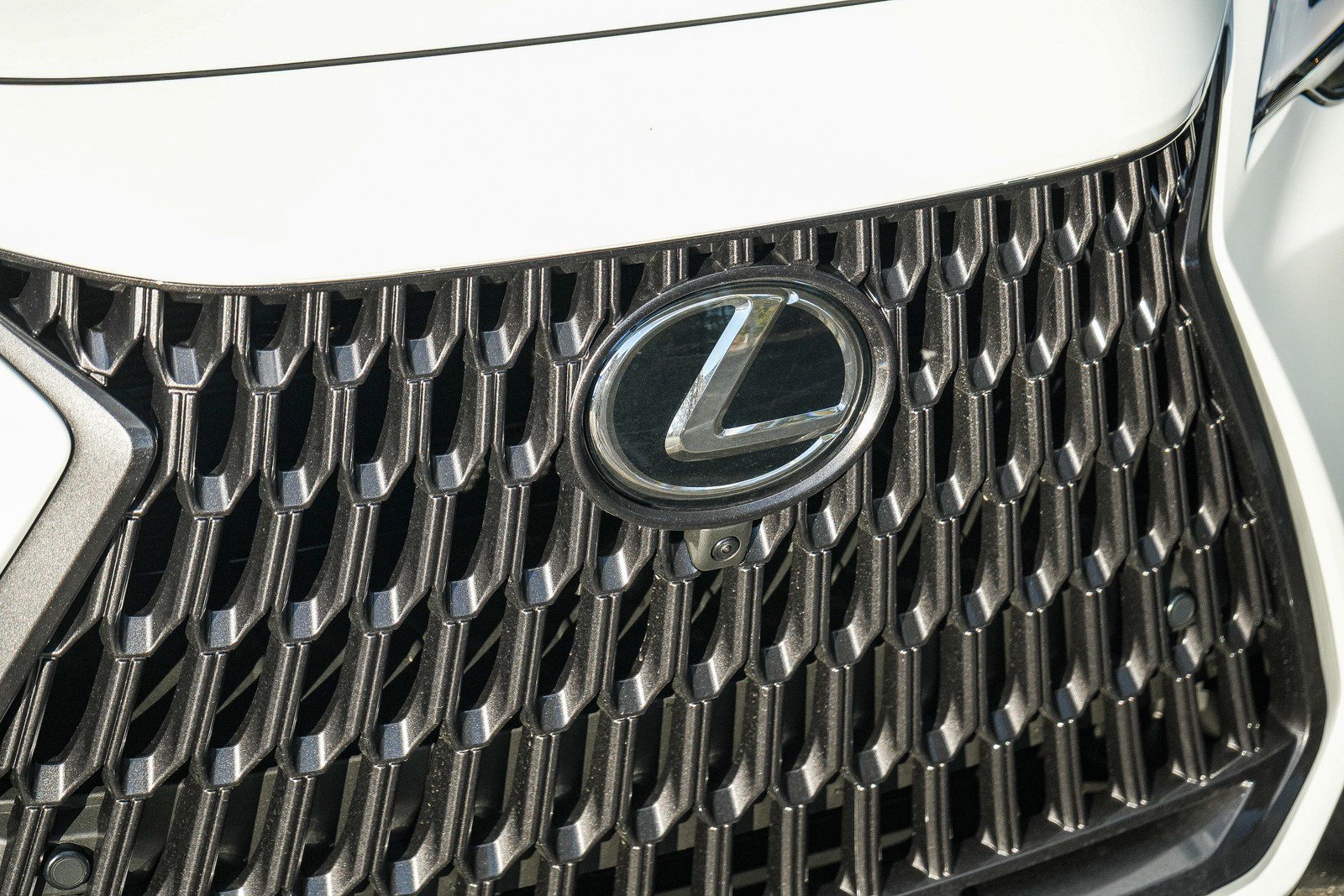 New 2026 Ultra White Lexus NX 450h+ PREMIUM AWD image 9