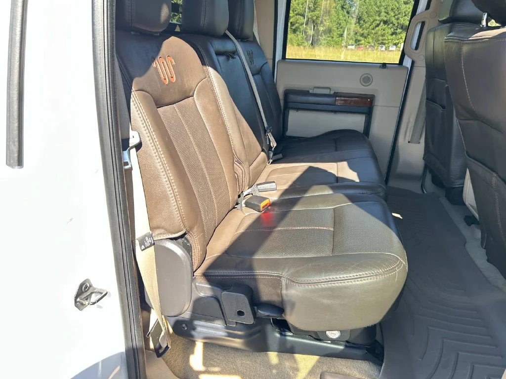 Used 2016 White Ford King Ranch image 26