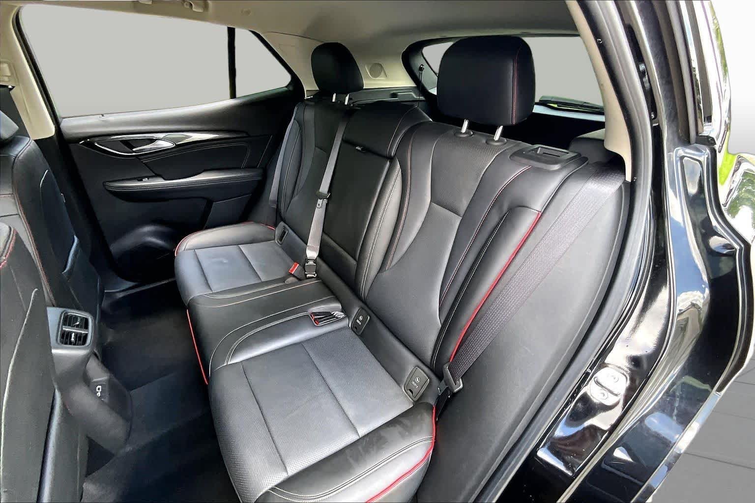 Used 2022 Ebony Twilight Metallic Buick Essence image 19
