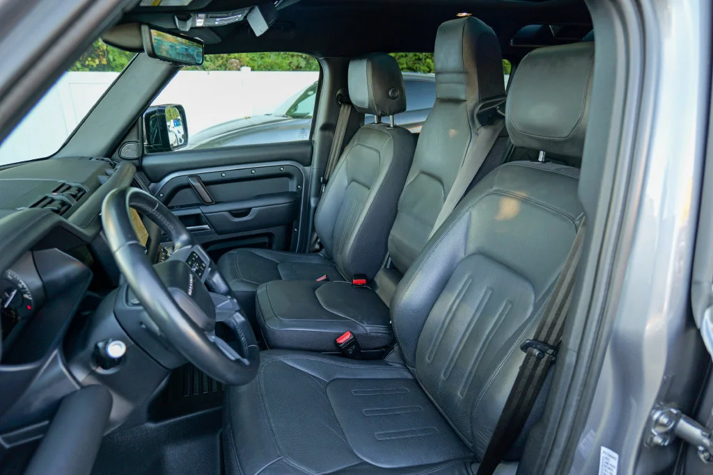 Used 2023 Gray Land Rover X image 18