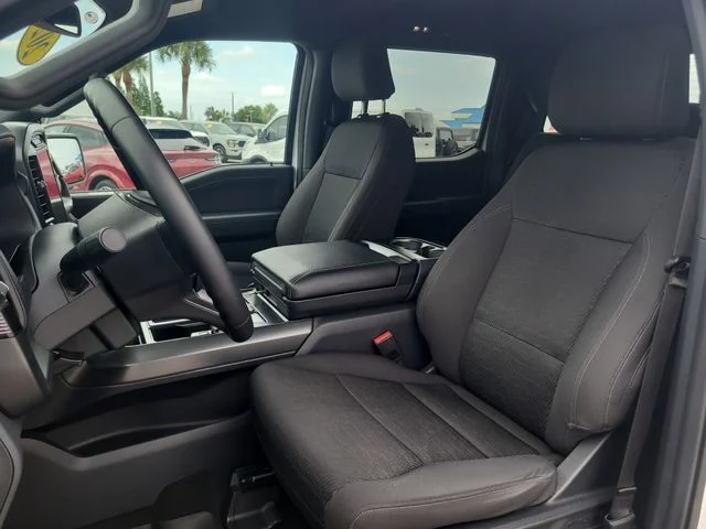 Used 2024 White Ford XLT image 19