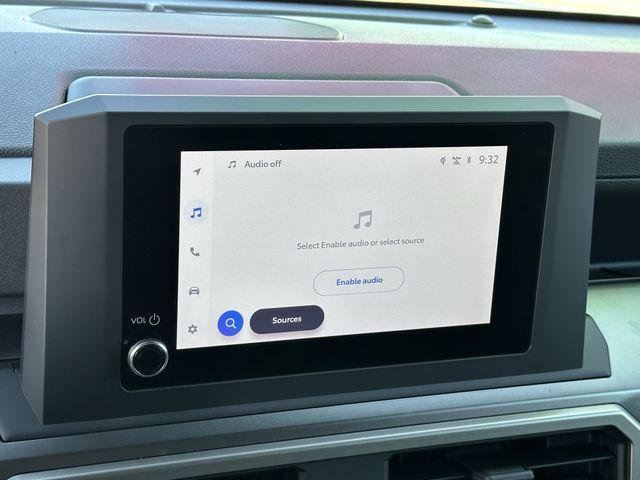 Certified Used 2025 EVEREST Toyota  image 17
