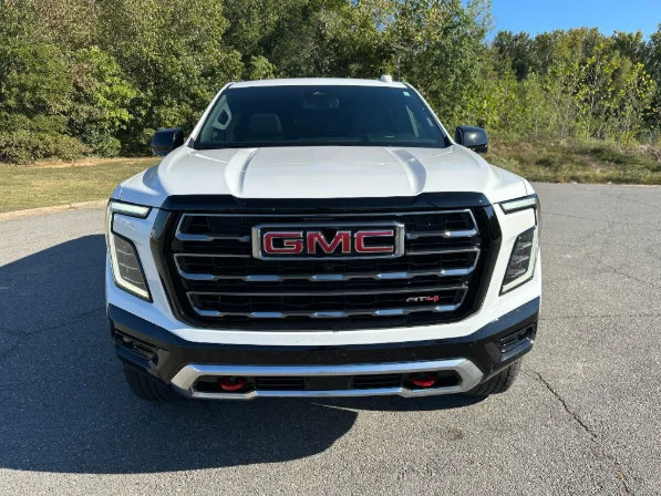 Used 2026 Summit White GMC AT4 image 6