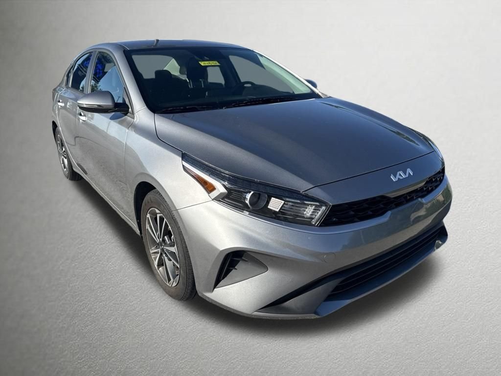 Certified Used 2024 Steel Gray Kia LXS image 1