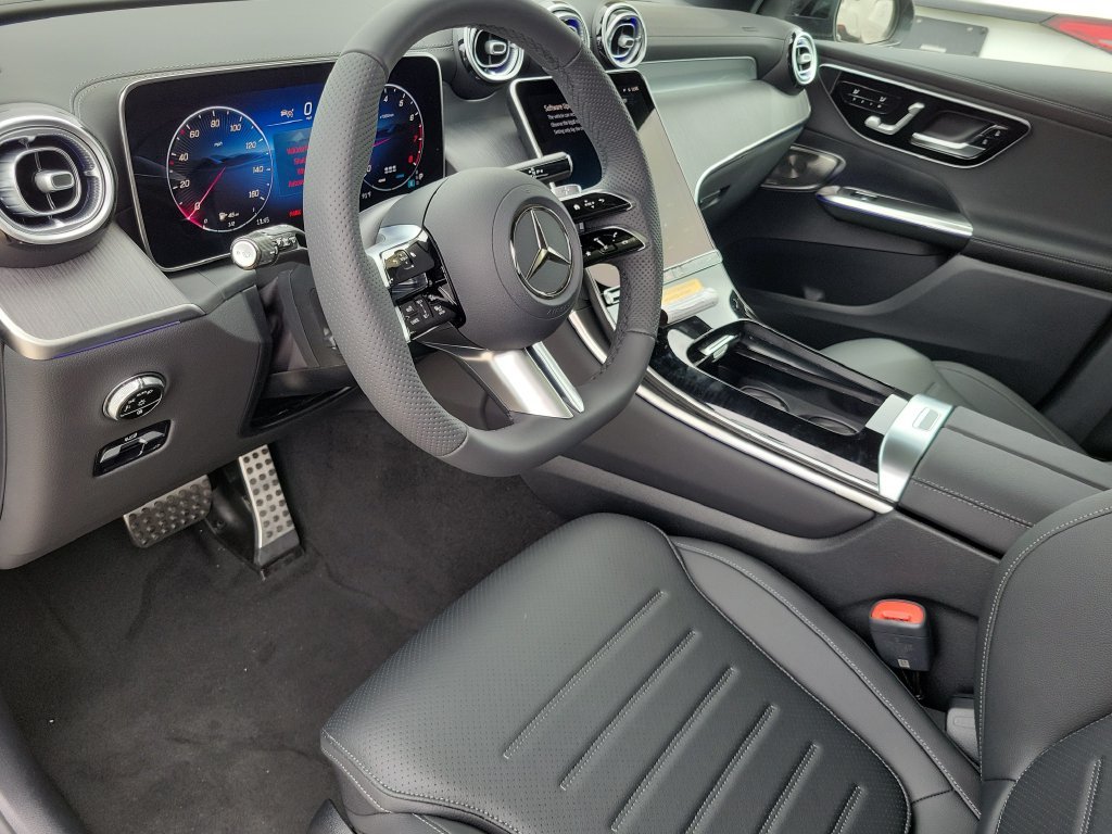 New 2027 Black Mercedes-Benz GLC 300 image 15