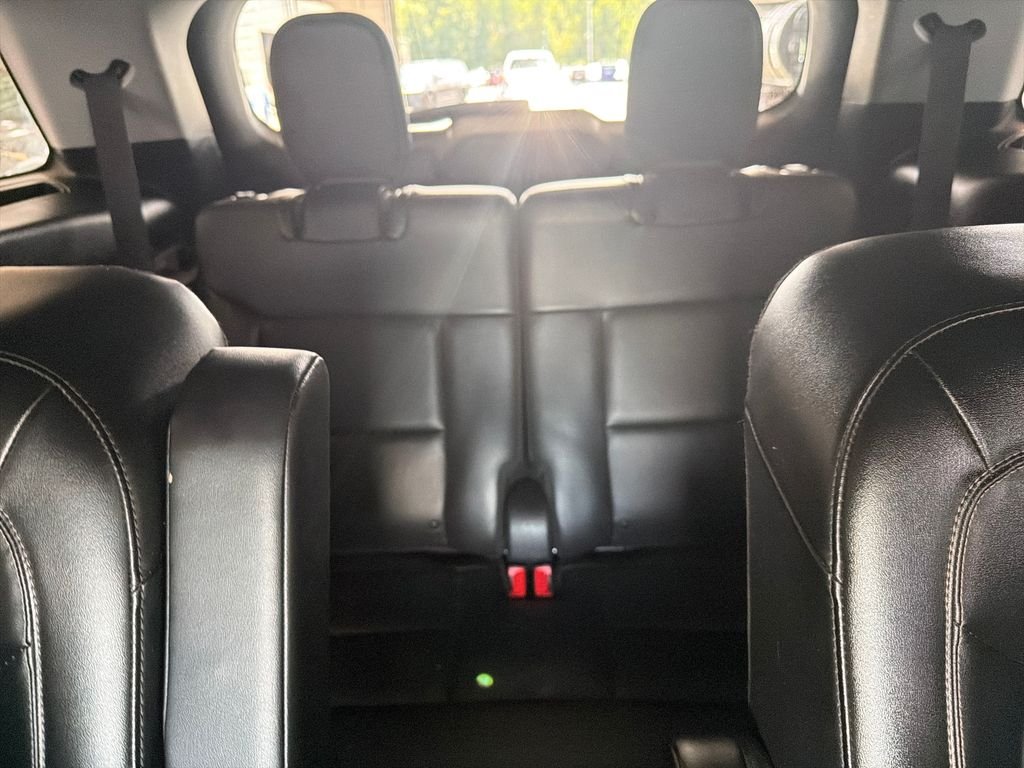 Used 2023 Gray Ford XLT image 23