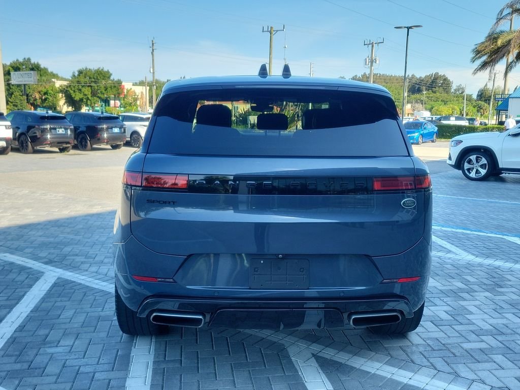 Certified Used 2023 Blue Land Rover SE Dynamic image 4