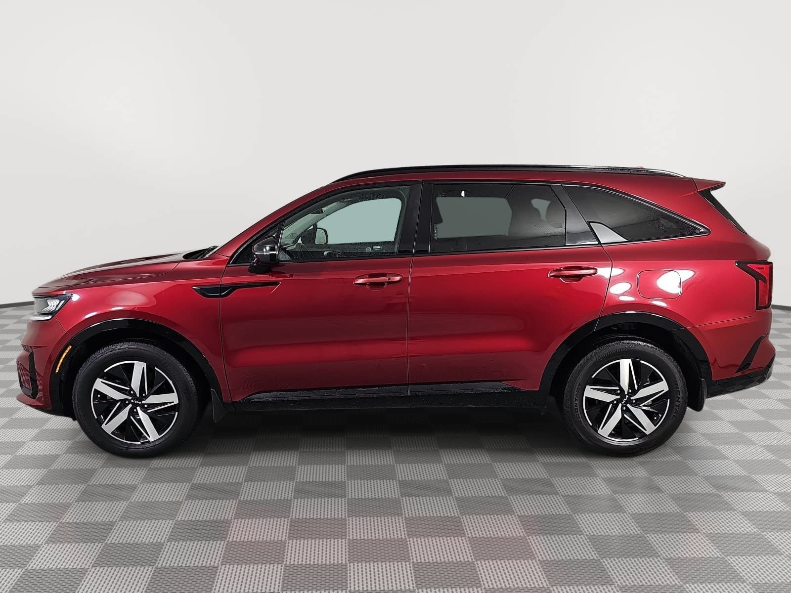 Used 2022 Red Kia EX image 5